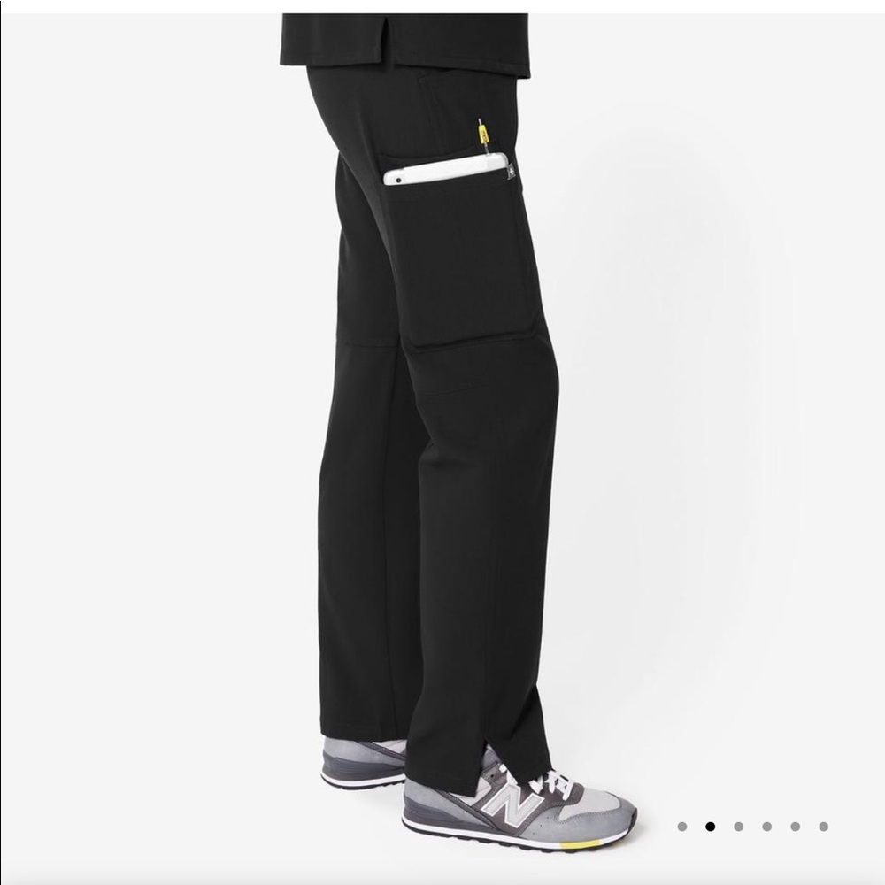 Figs Black Kade Cargo - M